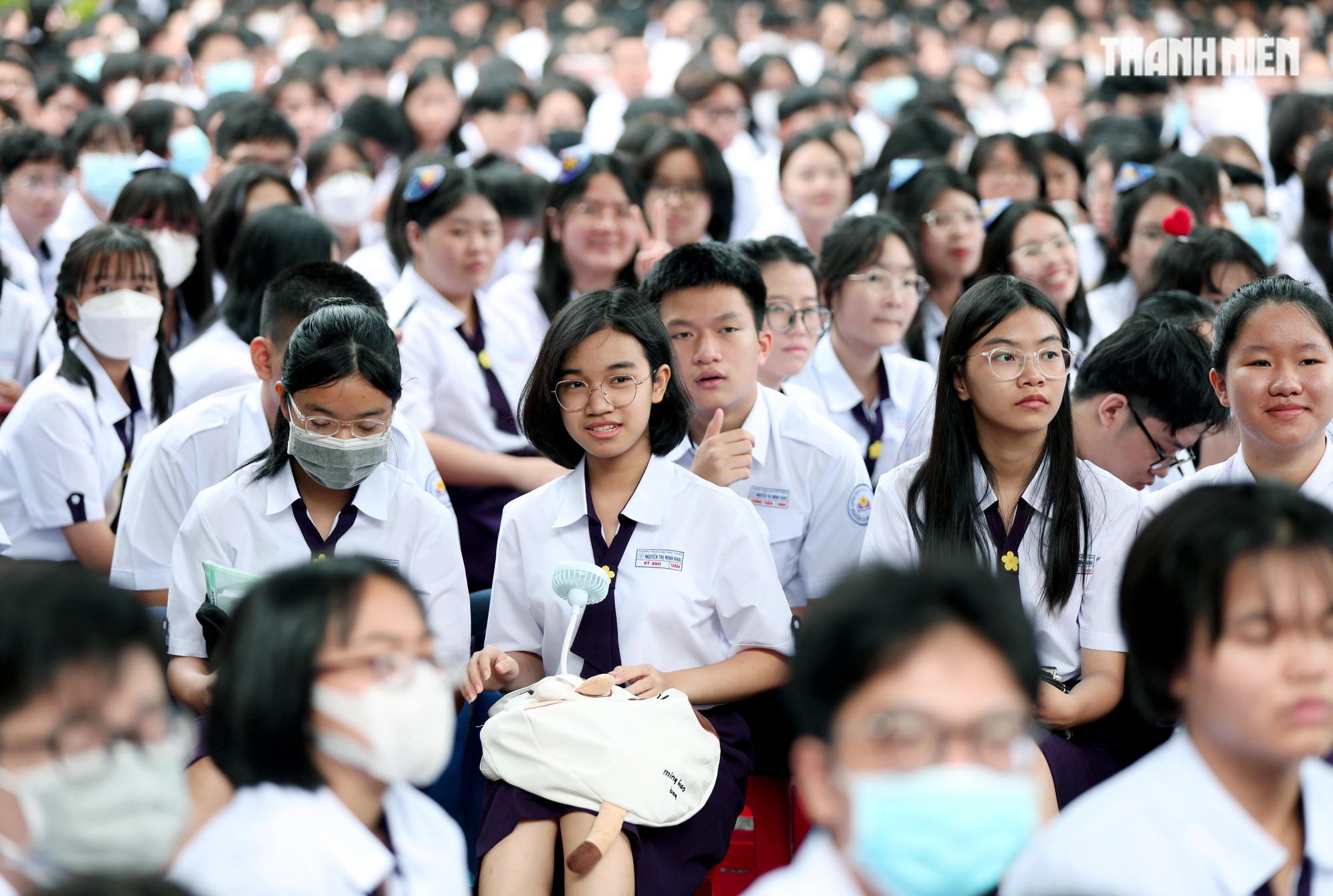 TP.HCM: Nữ sinh ngôi trường 110 tuổi rạng ngời trong ngày khai giảng TP.HCM: Nữ sinh ngôi trường 110 tuổi rạng ngời trong ngày khai giảng