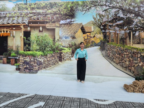 TP.HCM rực rỡ sắc hoa đón tết ở những trường học hàng ngàn mét vuông TP.HCM rực rỡ sắc hoa đón tết ở những trường học hàng ngàn mét vuông