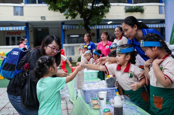TP.HCM và các tỉnh thành thu bao nhiêu tiền trông học sinh ngoài giờ? TP.HCM và các tỉnh thành thu bao nhiêu tiền trông học sinh ngoài giờ?