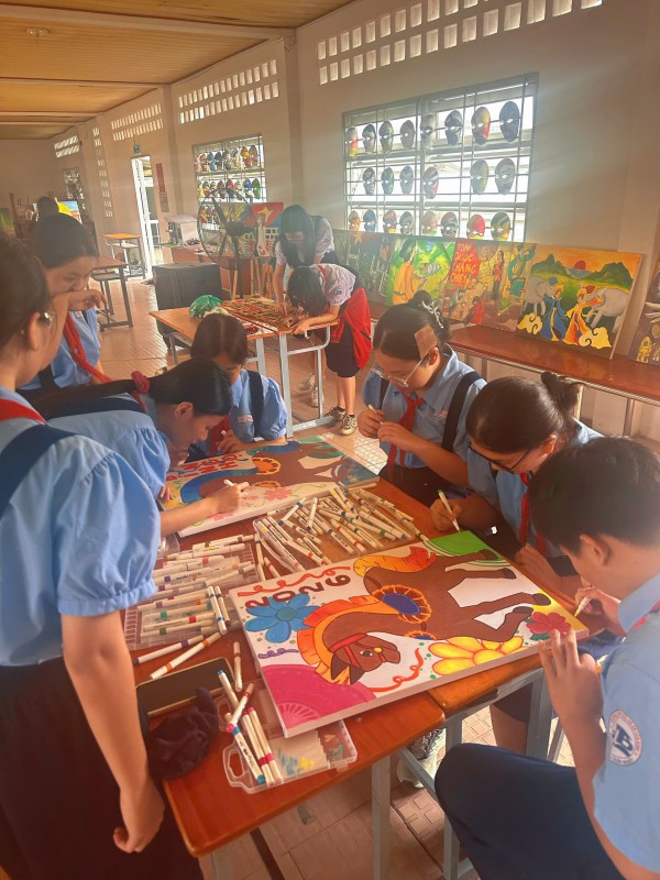 Tết Bính Ngọ: Độc đáo ngựa trong tranh của học sinh TP.HCM