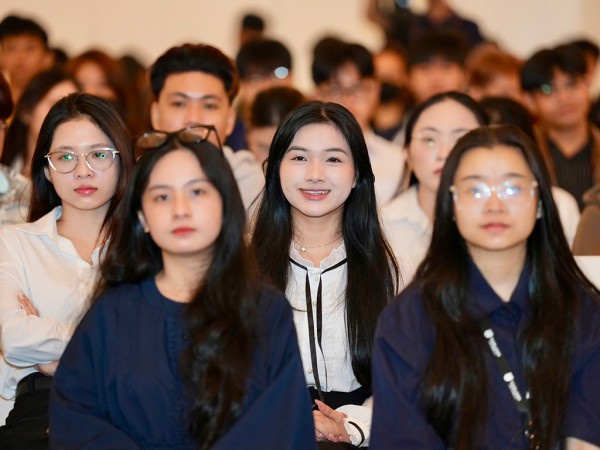 Thanh Niên chung tay đào tạo truyền thông Thanh Niên chung tay đào tạo truyền thông