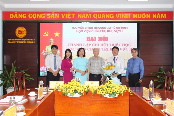 Thành lập Chi hội Triết học Học viện Chính trị khu vực II