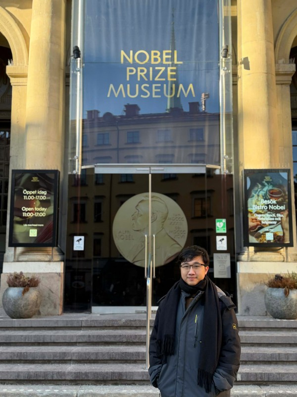 Thầy cô Việt Nam tại Hội nghị thượng đỉnh giáo viên Nobel