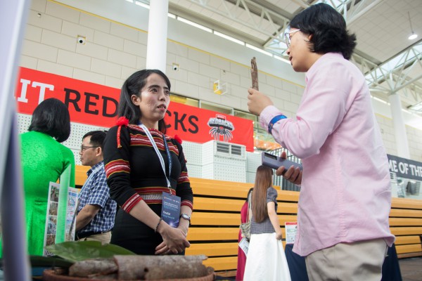 Thầy cô miền đất khó dùng AI giải 'cơn khát' công nghệ số cho học trò