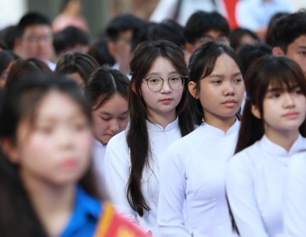 Thế hệ Alpha bước vào cấp THPT: Lứa học sinh điển hình thời công nghệ