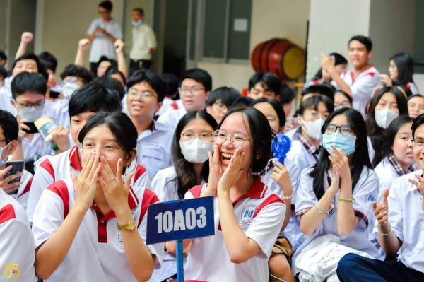 Thêm một trường tại TP.HCM không thu quỹ cha mẹ học sinh của trường