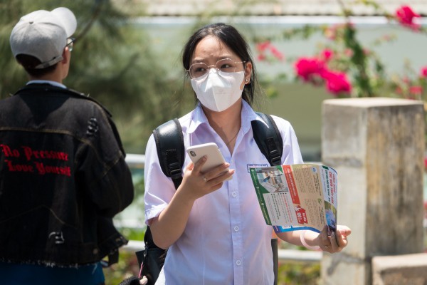 Thi đánh giá năng lực: Thí sinh rối bời vì lỗi chính tả, logarit và vua Lê Thi đánh giá năng lực: Thí sinh rối bời vì lỗi chính tả, logarit và vua Lê