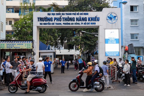 Thi lớp 10 Phổ thông Năng khiếu, thí sinh tăng vọt, cấu trúc đề thi ra sao? Thi lớp 10 Phổ thông Năng khiếu, thí sinh tăng vọt, cấu trúc đề thi ra sao?