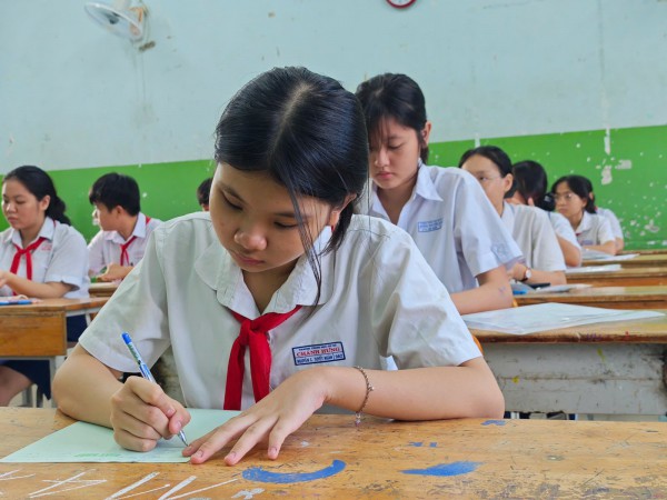 Thi lớp 10 TP.HCM: Những học sinh nào sẽ được cộng điểm?