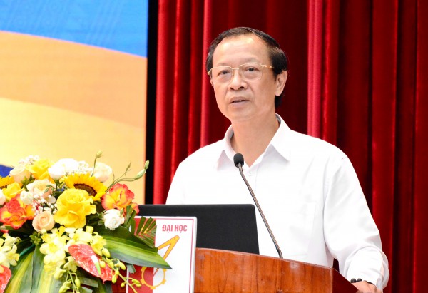 Thi tốt nghiệp THPT 2025: Cảnh giác gian lận bằng AI Thi tốt nghiệp THPT 2025: Cảnh giác gian lận bằng AI