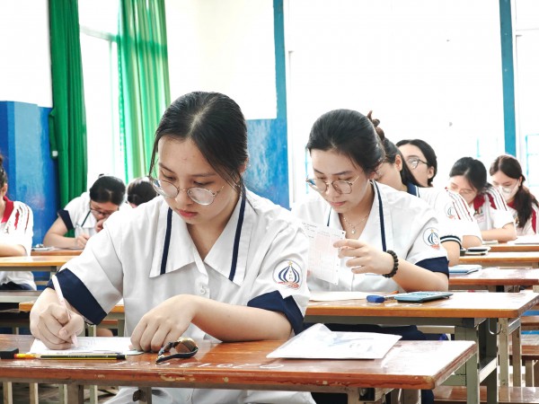 Thi tốt nghiệp THPT 2025: Hiệu quả của đổi mới đề thi Thi tốt nghiệp THPT 2025: Hiệu quả của đổi mới đề thi