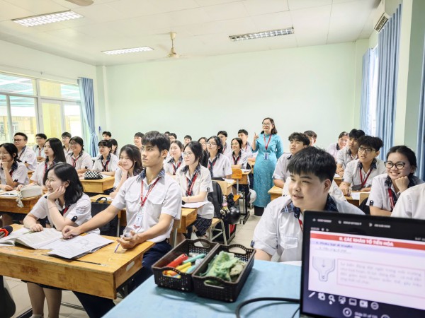 Thi tốt nghiệp THPT 2026: Có đáng lo khi Bộ GD-ĐT không công bố đề minh họa? Thi tốt nghiệp THPT 2026: Có đáng lo khi Bộ GD-ĐT không công bố đề minh họa?