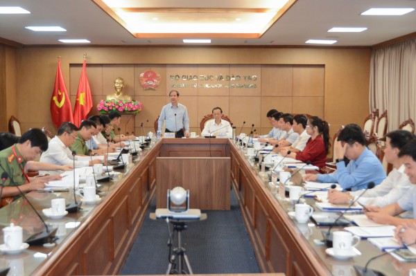 Thi tốt nghiệp THPT: Cảnh giác với gian lận thiết bị công nghệ cao Thi tốt nghiệp THPT: Cảnh giác với gian lận thiết bị công nghệ cao