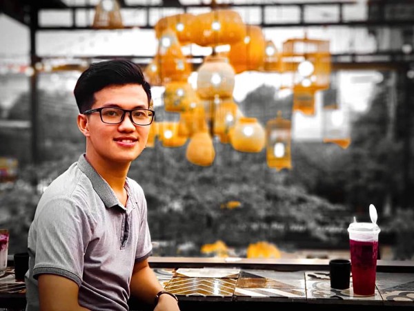 Thủ khoa tốt nghiệp ĐH từng nghỉ học giữa chừng vì mất phương hướng