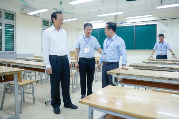 Thủ tướng yêu cầu đề thi tốt nghiệp THPT có mức độ phân hóa phù hợp