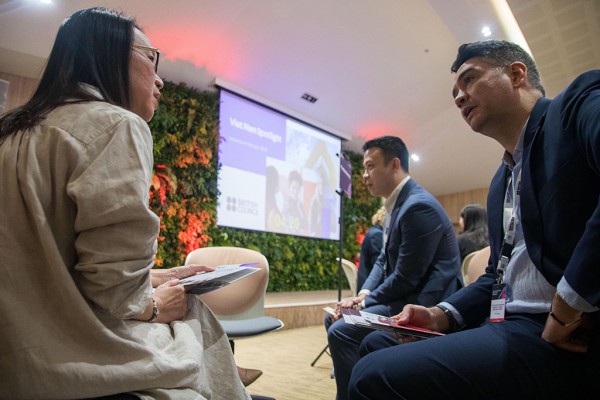 Tiềm năng xuất khẩu giáo dục của VN: Kinh nghiệm từ quốc tế Tiềm năng xuất khẩu giáo dục của VN: Kinh nghiệm từ quốc tế