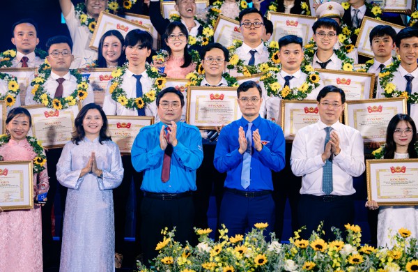 Tiến sĩ người Việt bảo vệ quyền riêng tư cho ứng dụng y tế