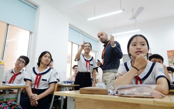 Tiếng Anh thành ngôn ngữ thứ hai trong trường học: Bài toán khó nhất là giáo viên Tiếng Anh thành ngôn ngữ thứ hai trong trường học: Bài toán khó nhất là giáo viên
