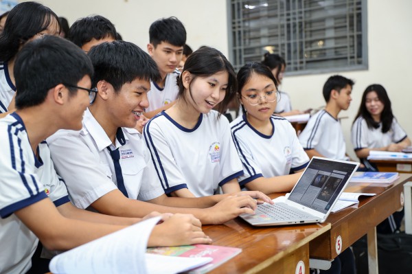 Tiếng Anh thành ngôn ngữ thứ hai trong trường học: Tìm phương pháp giảng dạy phù hợp