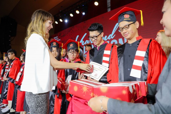 Tiêu chí nào để ba mẹ đánh giá chất lượng trường học quốc tế cho con?