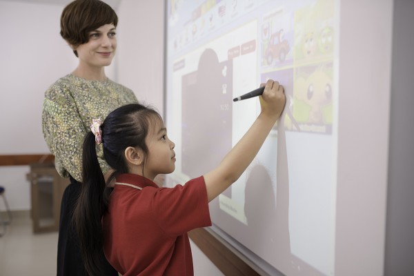 Tiêu chí nào để ba mẹ đánh giá chất lượng trường học quốc tế cho con?