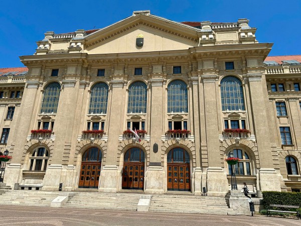 Tổng lãnh sự Hungary tại TP.HCM mong thêm nhiều người Việt tới Hungary học tập, làm việc