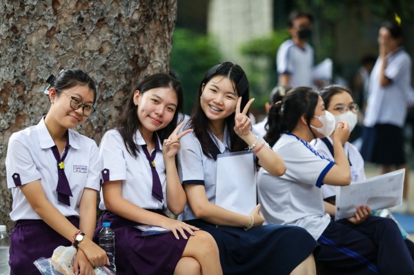 Top 300 thí sinh cao điểm nhất tổ hợp A01 thi tốt nghiệp THPT 2025 Top 300 thí sinh cao điểm nhất tổ hợp A01 thi tốt nghiệp THPT 2025