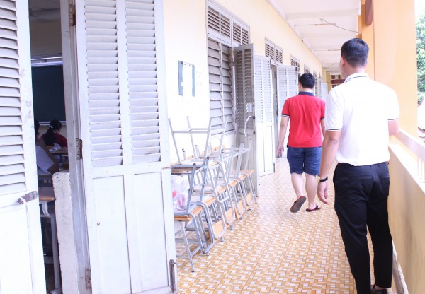 Trang phục thí sinh đi thi tốt nghiệp THPT: Đừng xem nhẹ! Trang phục thí sinh đi thi tốt nghiệp THPT: Đừng xem nhẹ!