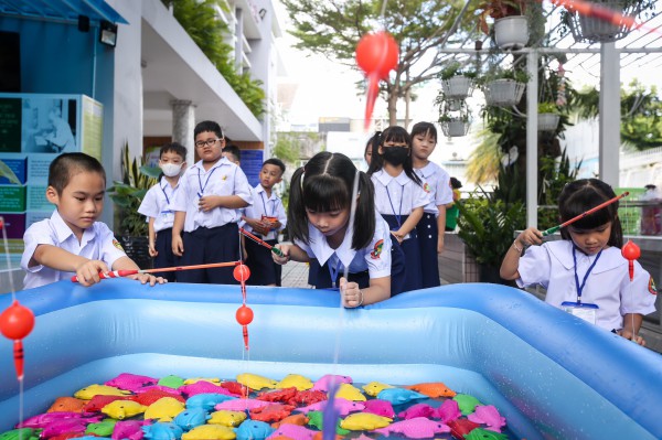 Trẻ mầm non, tiểu học có học bù thứ 7 không?