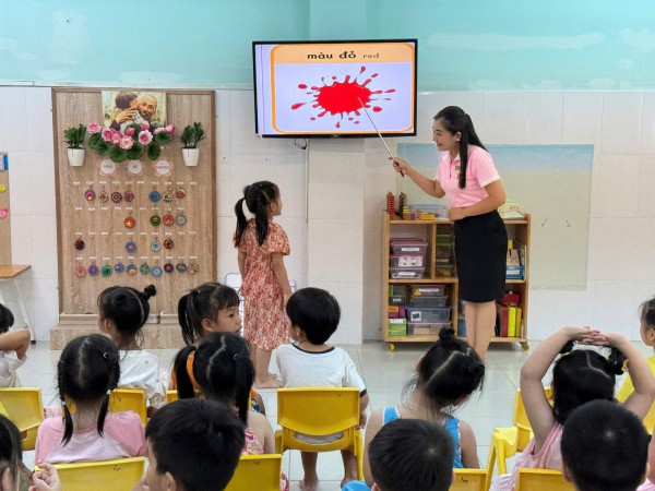 Trò chuyện với trẻ bằng trái tim Trò chuyện với trẻ bằng trái tim