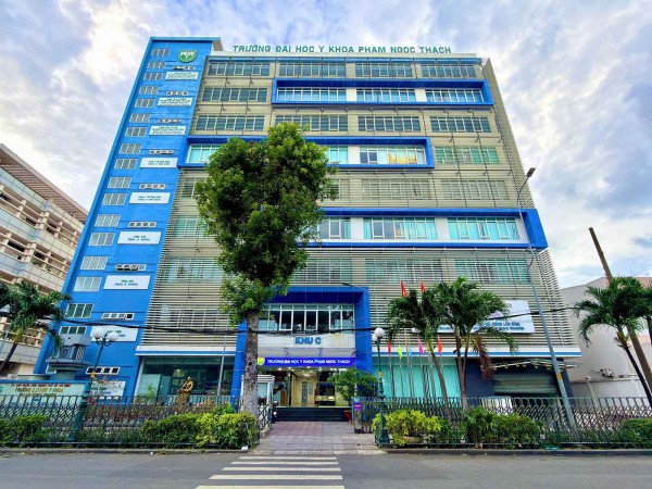 Trung tâm CECICS-PNTU: Dấu ấn tiên phong, ngọn lửa cống hiến đổi mới giáo dục y khoa