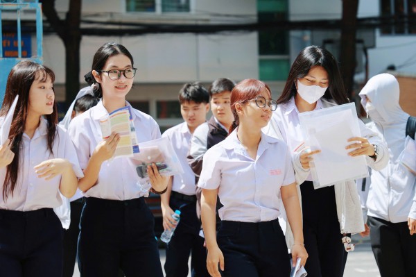 Trước kỳ thi tốt nghiệp THPT, điều gì khiến thí sinh lo hơn... độ khó của đề? Trước kỳ thi tốt nghiệp THPT, điều gì khiến thí sinh lo hơn... độ khó của đề?