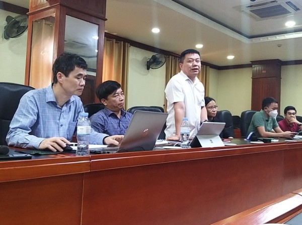 Trường THPT chuyên ĐH Vinh thông tin vụ nữ sinh tự tử nghi bạo lực học đường