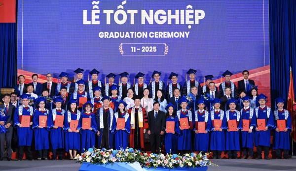 Trường ĐH Bách khoa TP.HCM trả lương cho người học tiến sĩ Trường ĐH Bách khoa TP.HCM trả lương cho người học tiến sĩ