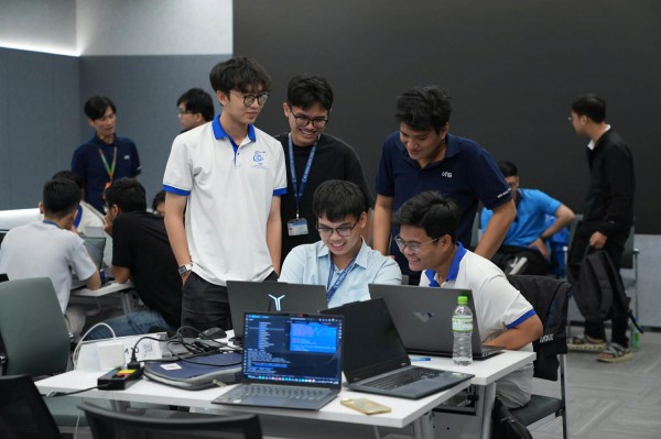 Trường ĐH Công nghệ thông tin TP.HCM lần đầu tiên triển khai dự án đồng đào tạo Trường ĐH Công nghệ thông tin TP.HCM lần đầu tiên triển khai dự án đồng đào tạo