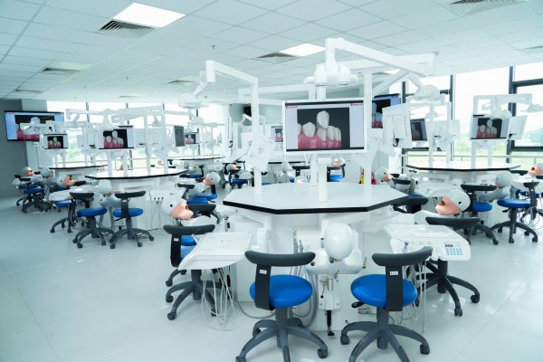 Trường ĐH Nguyễn Tất Thành: Kiến tạo môi trường học tập, nâng cao chất lượng giáo dục Trường ĐH Nguyễn Tất Thành: Kiến tạo môi trường học tập, nâng cao chất lượng giáo dục