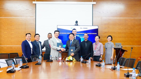 Trường ĐH Quốc tế hợp tác với Công ty Flyfeed thúc đẩy phát triển nông nghiệp Việt