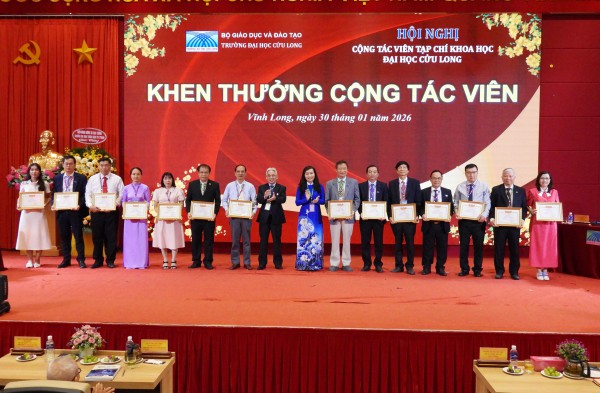 Trường ĐH có tạp chí 2 ngôn ngữ được cộng 0,25 điểm khoa học