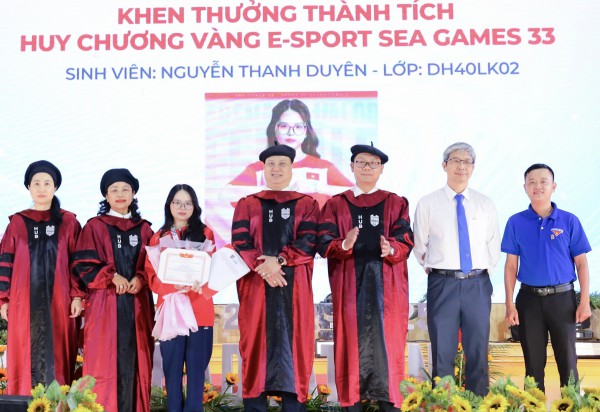Trường ĐH thưởng hơn 130 triệu đồng cho sinh viên giành huy chương vàng SEA Games 33