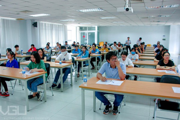 Trường đại học tại Việt Nam sử dụng bài thi của Đức để tuyển sinh