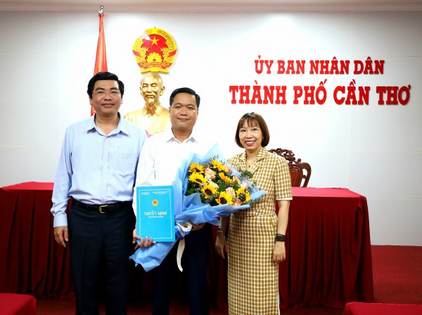 Trưởng phòng GD-ĐT Q.Ninh Kiều làm Phó giám đốc Sở GD-ĐT TP.Cần Thơ Trưởng phòng GD-ĐT Q.Ninh Kiều làm Phó giám đốc Sở GD-ĐT TP.Cần Thơ