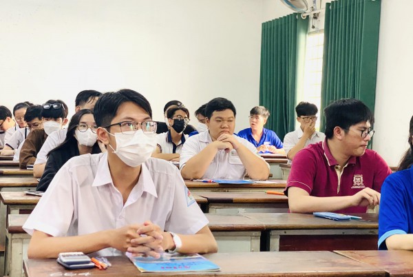 Trường thành viên đầu tiên của ĐH Quốc gia TP.HCM công bố điểm chuẩn xét tuyển sớm
