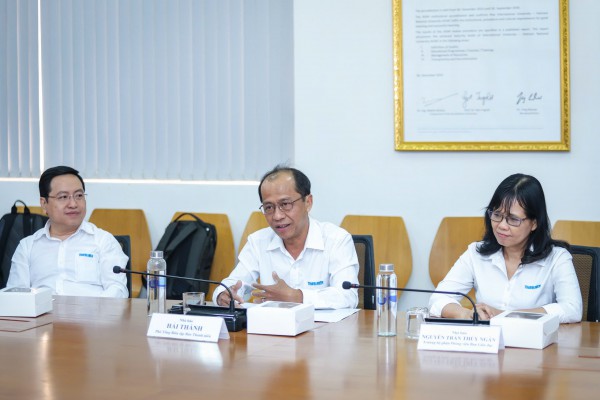 Trường thành viên đầu tiên của ĐH Quốc gia TP.HCM ký kết hợp tác với Báo Thanh Niên Trường thành viên đầu tiên của ĐH Quốc gia TP.HCM ký kết hợp tác với Báo Thanh Niên