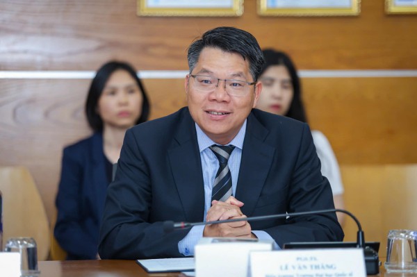 Trường thành viên đầu tiên của ĐH Quốc gia TP.HCM ký kết hợp tác với Báo Thanh Niên Trường thành viên đầu tiên của ĐH Quốc gia TP.HCM ký kết hợp tác với Báo Thanh Niên