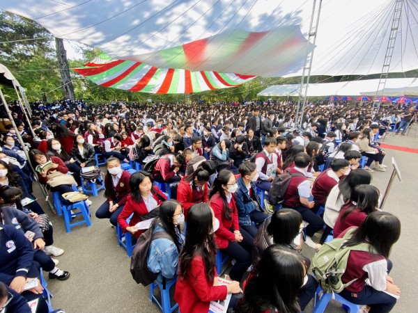 Tư vấn mùa thi tại Đà Lạt: Chọn ngành gì trong thời đại trí tuệ nhân tạo?