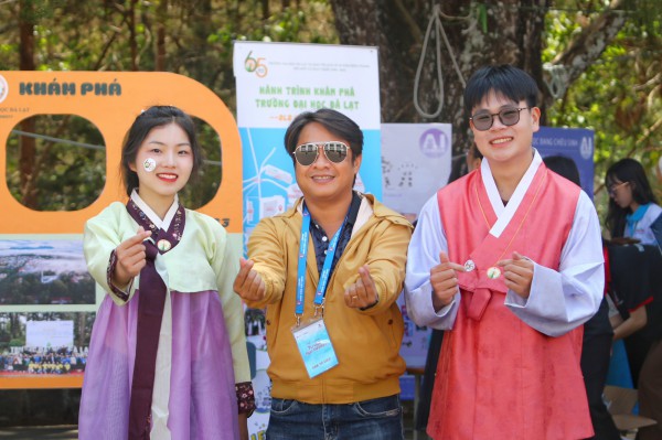 Tư vấn mùa thi tại Đà Lạt: Sinh viên 