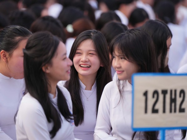 Tư vấn truyền hình trực tuyến 2025: Giải đáp mọi thắc mắc thi tốt nghiệp, xét tuyển ĐH Tư vấn truyền hình trực tuyến 2025: Giải đáp mọi thắc mắc thi tốt nghiệp, xét tuyển ĐH