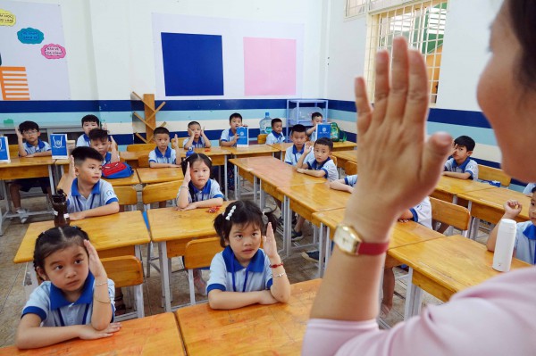 Tựu trường: Nơi áp lực vì quá tải, nơi xoay xở nâng chất lượng