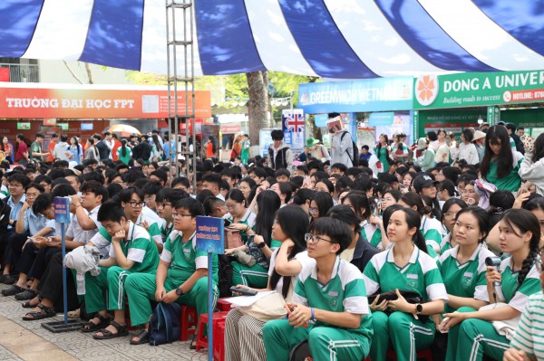 Tuyển sinh ĐH 2026: Phương thức xét tuyển nào có nhiều lợi thế? Tuyển sinh ĐH 2026: Phương thức xét tuyển nào có nhiều lợi thế?