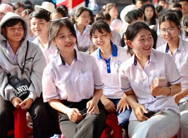 Tuyển sinh ĐH 2026: Thêm cơ hội trúng tuyển ở nhiều ngành học mới